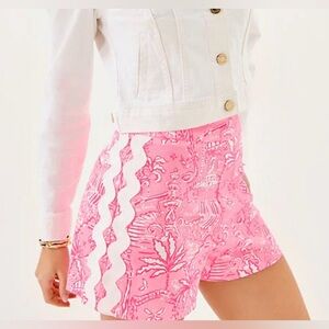 NWT size 10 4" Sarissa Stretch Short - Conch Shell Pink Pennys Playground